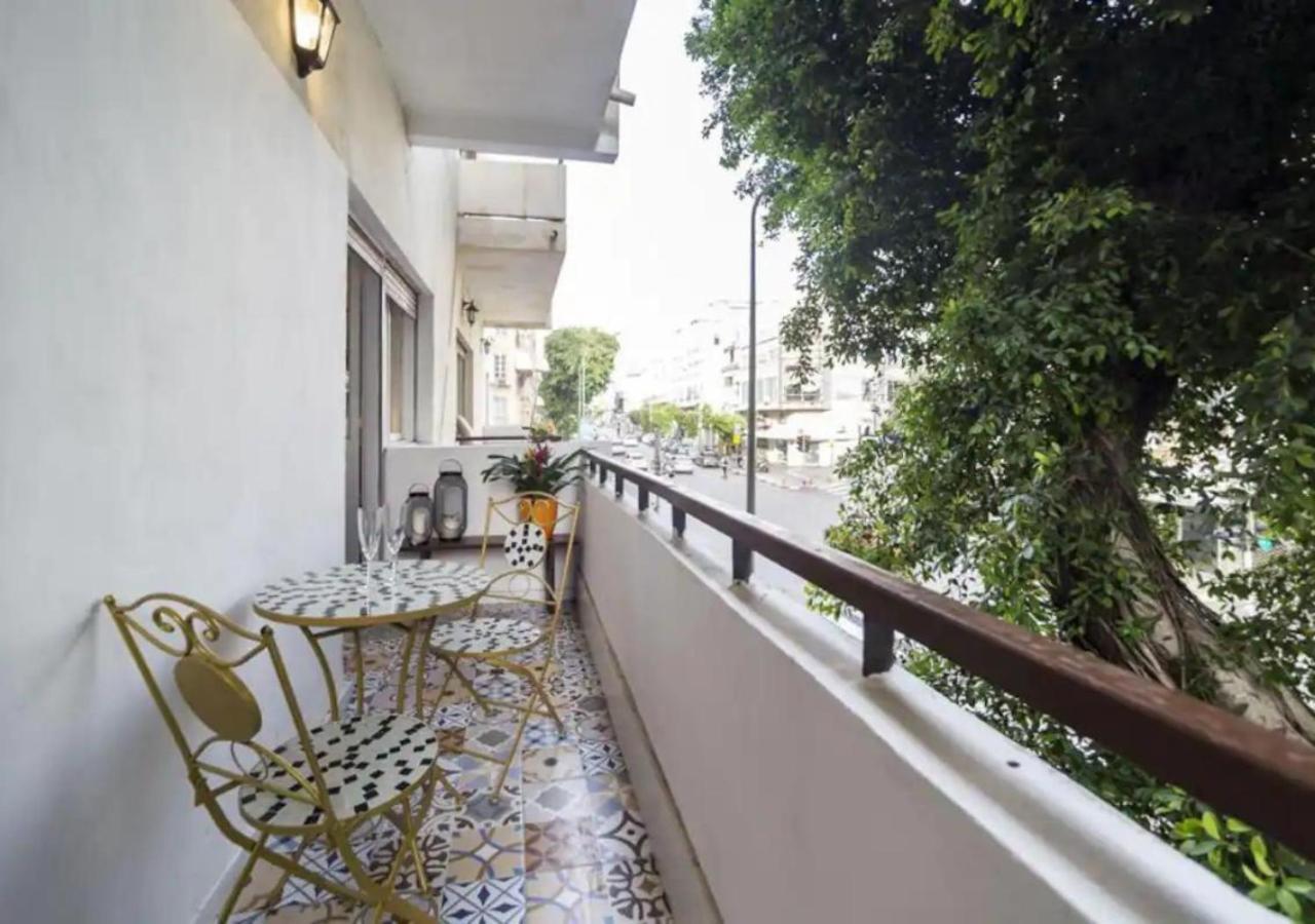 New! 2 Bd Premium Beach House W/Large Balcony Tel Aviv Buitenkant foto